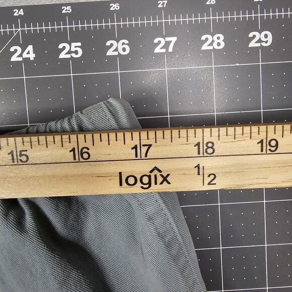 Gramicci Shorts Womens Large 34 Very Short Gray Climbing Hiking Outdoor Casual - Picture 8 of 9